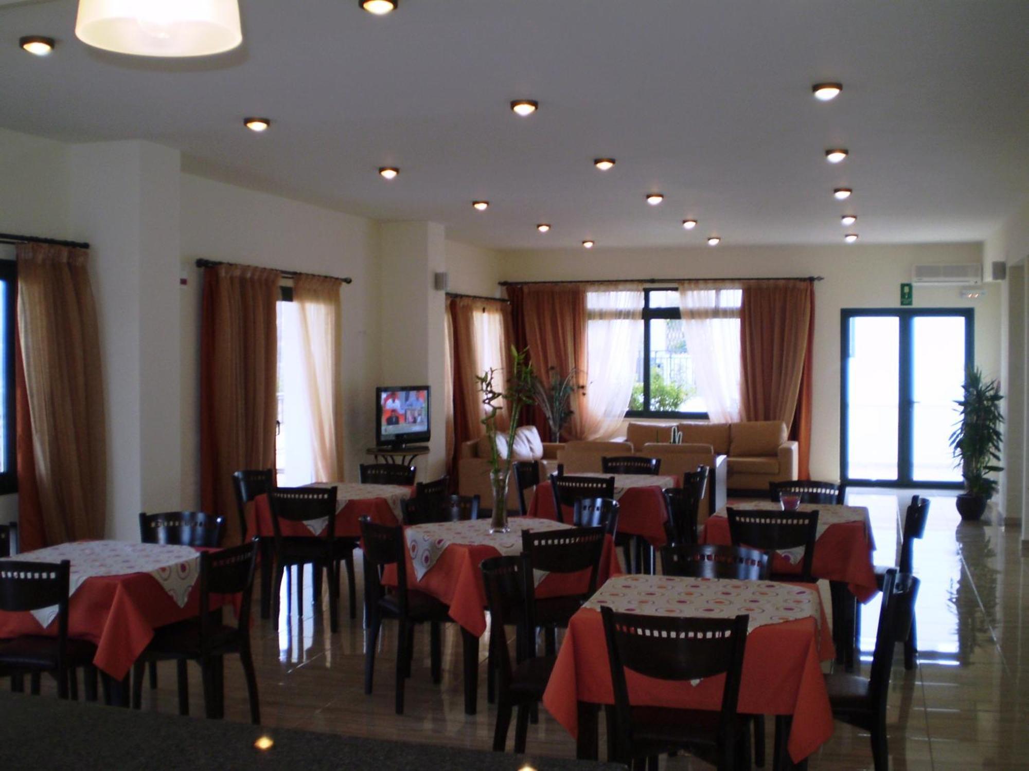 Roubini Apartments Falasarna Exterior photo